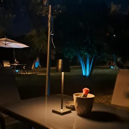 Meerithic Rokka شقة فندقية 3*