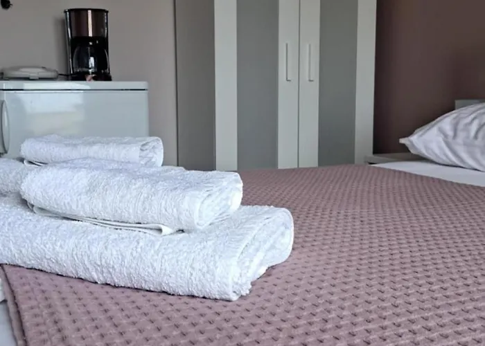 Meerithic Rokka Vourvourou